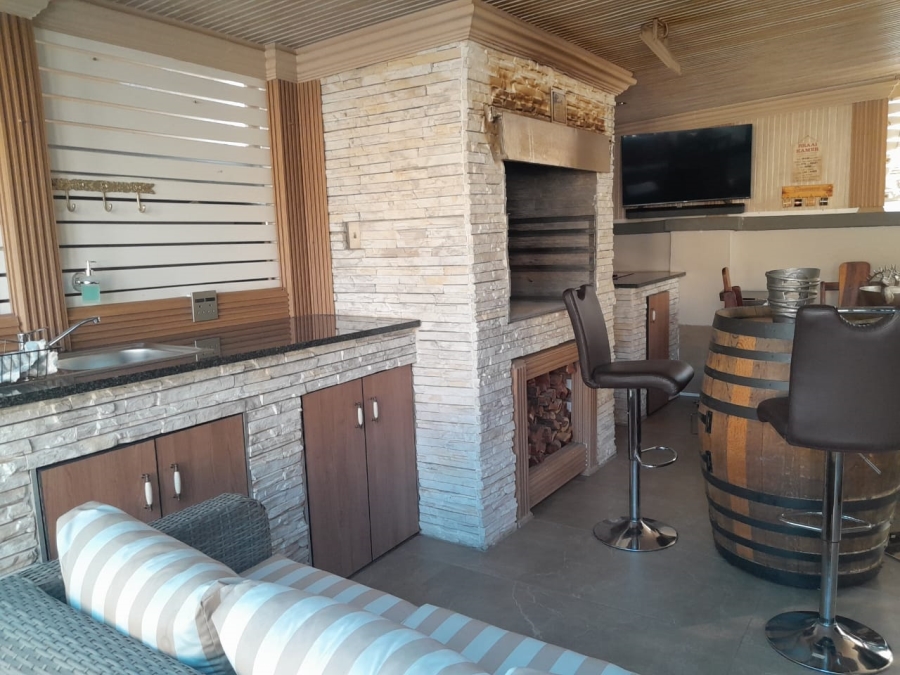 4 Bedroom Property for Sale in Bodorp North West